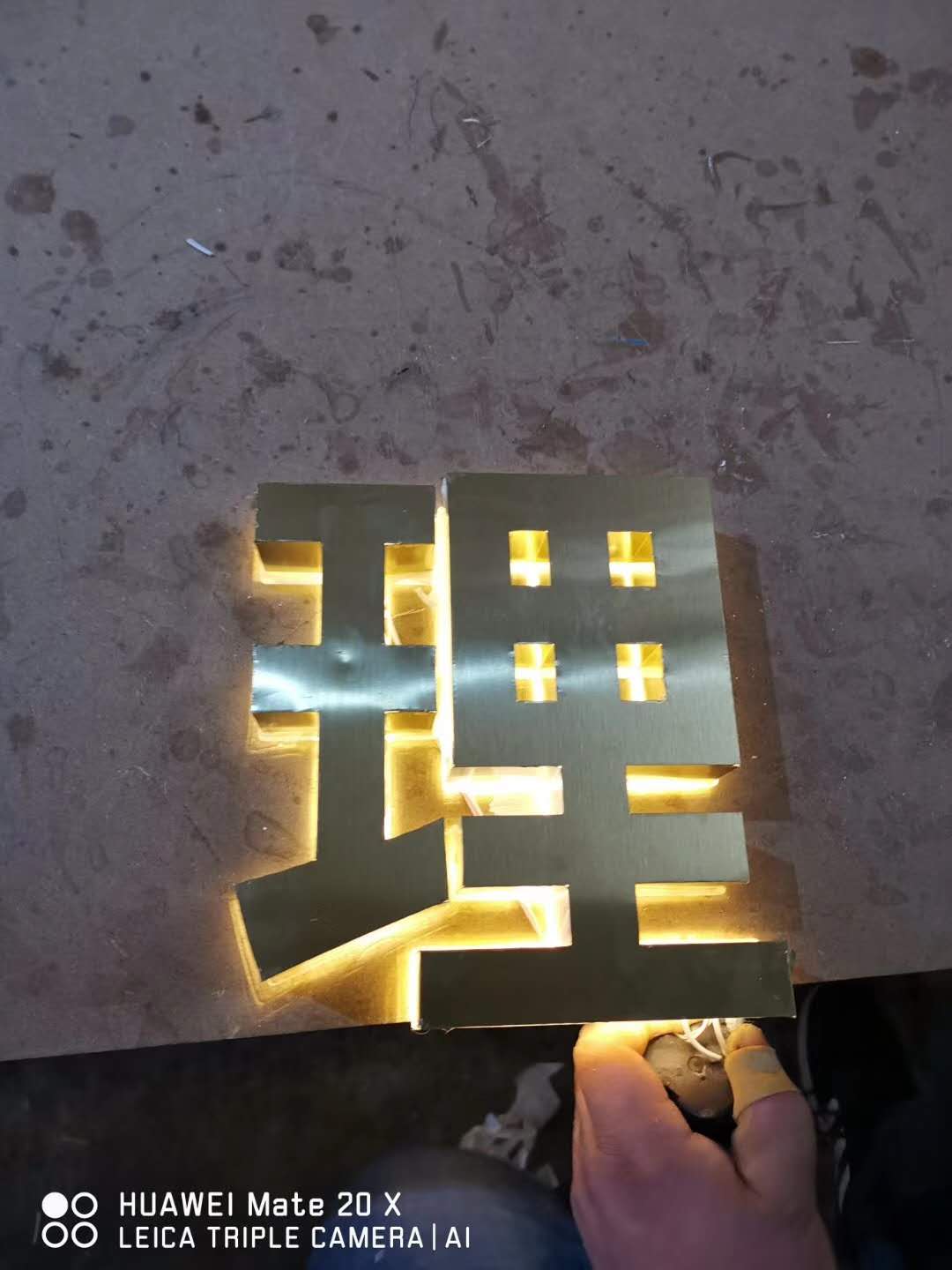 水晶背打光发光字